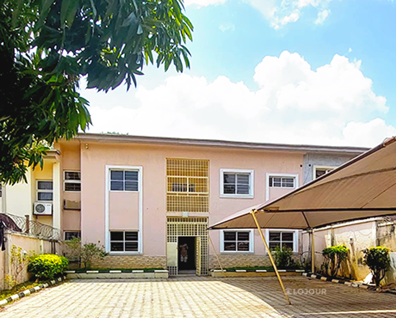 Semi Detached Duplex